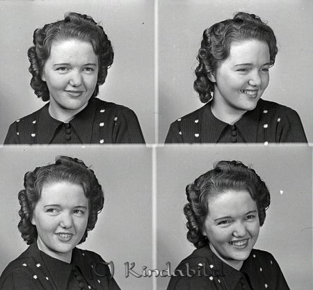 Dalqvist Elna Kisa
raja
Dalqvist Elna 
Porträtt-Kvinna

raja
Föräldrar till Elna var Albin och Augusta Dalqvist. Elna var född 1920. Familjen bodde i Sällstad Kisa. Elna arbetade i sin ungdom i Konsum och senare i charkuteributiken Banck och Nilsson .
Hon gifte sig Nilsson och fick tre pojkar, Bruno, Björn och Åke.
Källa: Studiegruppen hembygdsgården Kisa 
Nyckelord: Dalqvist Kisa