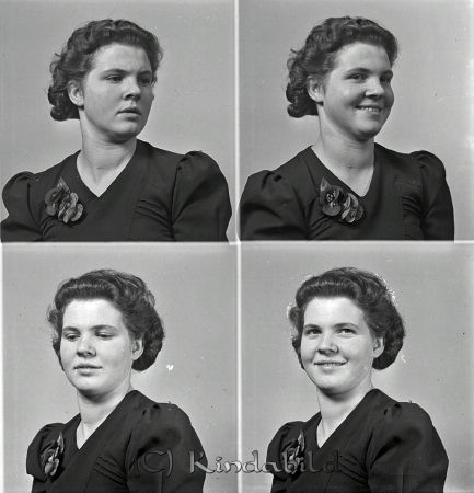 Jacobsson Alice Kisa
raja
Jacobsson Alice  
Porträtt-Kvinna

raja
Dotter till Albin och Agnes Jakobsson Ängtorp under Yxefall.
De var tolv syskon, varav tvillingarna Bengt och Lars var yngst. 
Källa: Gerd Pettersson 

Nyckelord: Jacobsson Kisa