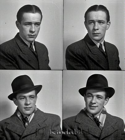 Larsson John Leonardsberg Kisa
raja
Larsson John  
Porträtt-Man

raja
John hade möbelaffär i Linköping.
Han var äldste bror till Erik, Göran, Birger och Inge Larsson, Kisa 
Källa: Gerd Pettersson

Nyckelord: Larsson Leonardsberg