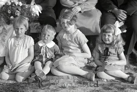 Ernst Holmgren Kisa
Del av gruppfoto
Nyckelord: Holmgren Kisa