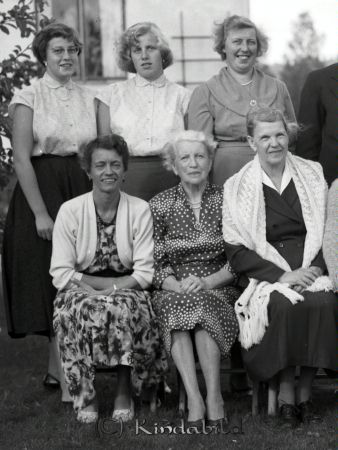 Mrs Svanssen Broddhaga Kisa
Nyckelord: Mrs Svanssen