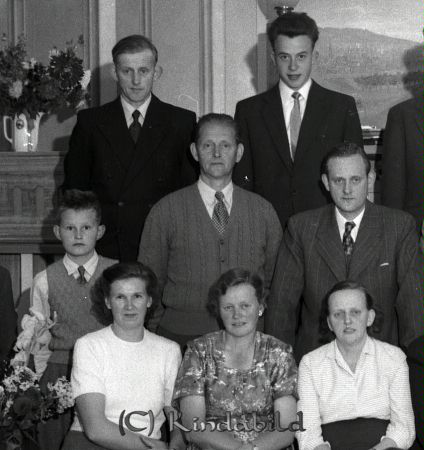 Ulla och Robert Svensson Tabor Kisa
raja
Ulla och Robert Svensson Tabor Kisa. 
Grupporträtt

raja
Ulla och Robert Svensson Tabor Kisa. 
Källa: margareta

raja
Mitt i bild Harry Svensson, son till Ulla och Robert Svensson.
Källa: Studiegruppen hembygdsgården 



Nyckelord: Svensson Tabor