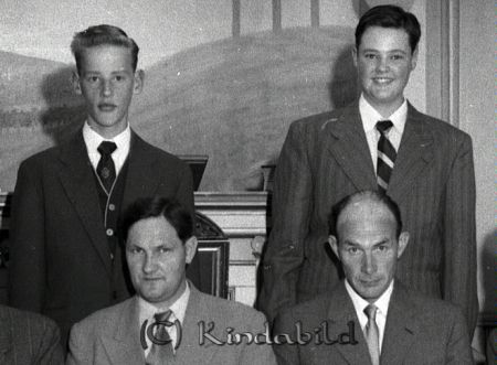 Ulla och Robert Svensson Tabor Kisa
raja
Ulla och Robert Svensson Tabor Kisa. 
Grupporträtt

raja
Ulla och Robert Svensson Tabor Kisa. 
Källa: margareta



Nyckelord: Svensson Tabor