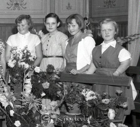 Ulla och Robert Svensson Tabor Kisa
raja
Ulla och Robert Svensson Tabor Kisa. 
Grupporträtt

raja
Ulla och Robert Svensson Tabor Kisa. 
Källa: margareta

Nyckelord: Svensson Tabor