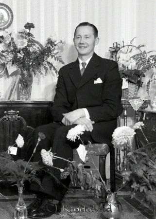 Sigurd Marcusson Aspelid
raja
Sigurd Marcusson  
Porträtt-Man

raja
Sigurd Marcusson var gift med teklas född Svensson. 
 Sonen heter Conny. Familjen bodde i Aspelid på Wallingatan
 Källa: Studiegruppen hembygdsgården 

Nyckelord: Marcusson Aspelid