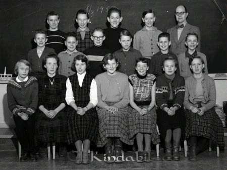 Kisa Skola Solèn
raja
Kisa Skola Solèn
Grupporträtt skolfoto
Nyckelord: Kisa Solèn