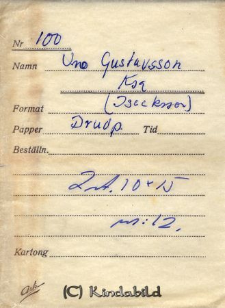 Uno Gustavsson Kisa
Uno Gustavsson Kisa
Nyckelord: Gustavsson Kisa