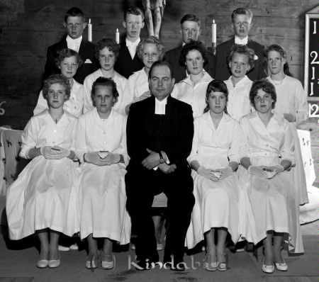 Konfirmation Tidersrum
raja
Konfirmationsfoto
Nyckelord: Konfermation Tidersrum