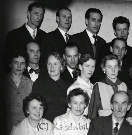 Allard Stjärnevik
raja
Allard Stjärnevik 
Grupporträtt 80-årsfirande

Nyckelord: Allard Stjärnevik