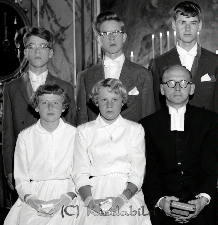 Konfirmation Västra Eneby
raja
Konfirmation Västra Eneby
Grupporträtt  

Nyckelord: Konfirmation Västra Eneby