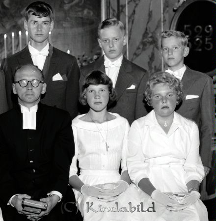 Konfirmation Västra Eneby
raja
Konfirmation Västra Eneby
Grupporträtt  

Nyckelord: Konfirmation Västra Eneby