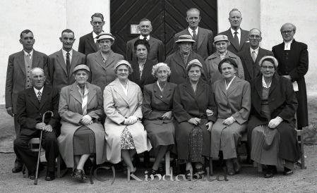 Konfirmationsgrupp Jubileum Tjärstad Kyrka
raja
Konfirmationsgrupp Jubileum Tjärstad Kyrka
Grupporträtt

Nyckelord: Konfirmationsgrupp Tjärstad