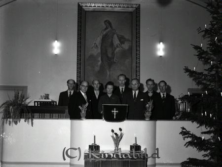 Missionskyrka 100 års jubileum Kisa
raja
Missionskyrka Kisa 
Grupporträtt 100 års jubileum 

Nyckelord: Missionskyrka Kisa