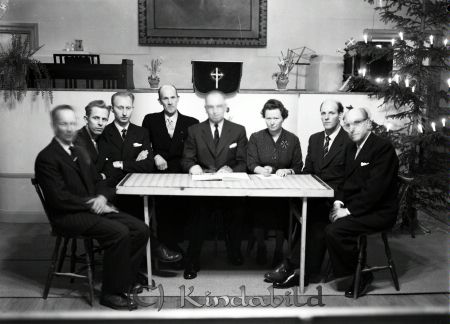 Missionskyrka 100 års jubileum Kisa
raja
Missionskyrka Kisa 
Grupporträtt 100 års jubileum 

Nyckelord: Missionskyrka Kisa