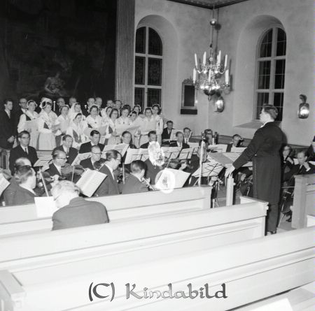 Eggert Jubileet Konsert Kisa K:A
raja
Eggert Jubileet Konsert Kisa K:A
Grupporträtt

Nyckelord: Eggert Kisa