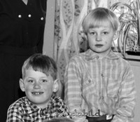 Filnamn=Petters. - ext - 0129-2az - HDx04.jpg
Filstorlek=30KiB
Dimensioner=450x391
Uppladdade datum=Nov 18, 2008 Petters. - ext - 0129-2az - HDx04.jpg