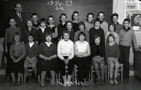 Magister Sandeck Kisa Skola Klass 6 A
raja 
Sandeck Kisa Skola    
Grupporträtt skolfoto klass 6 A

Nyckelord: Sandeck Kisa