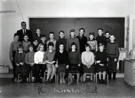 Modin Kisa Skola Klass 6 B
raja 
Modin Kisa Skola    
Grupporträtt skolfoto klass 6 B


Nyckelord: Modin Kisa