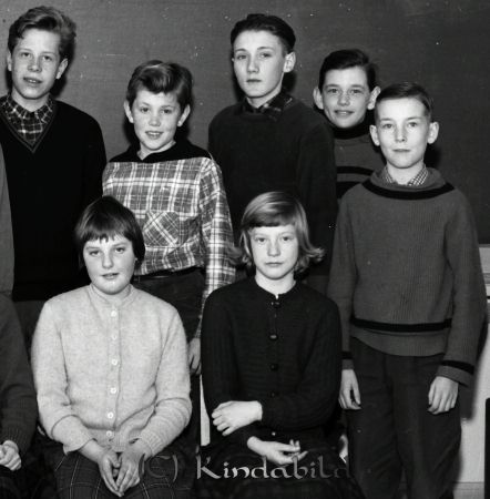 Modin Kisa Skola Klass 6 B
raja 
Modin Kisa Skola    
Grupporträtt skolfoto klass 6 B

Nyckelord: Modin Kisa