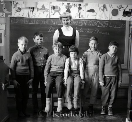 Dämshult Skola Asbysand Klass 1-2
raja 
Dämshult Skola Asbysand 
Grupporträtt skolfoto Klass 1-2

Nyckelord: Dämshult Asbysand