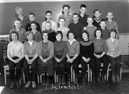 Horn Skola Horn Klass 7
raja 
Horn Skola   
Grupporträtt skolfoto Klass 7

Nyckelord: Horn Skola