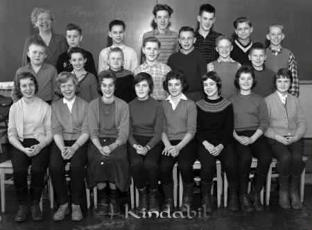 Horn Skola Horn Klass 7
raja 
Horn Skola   
Grupporträtt skolfoto Klass 7

Nyckelord: Horn Skola