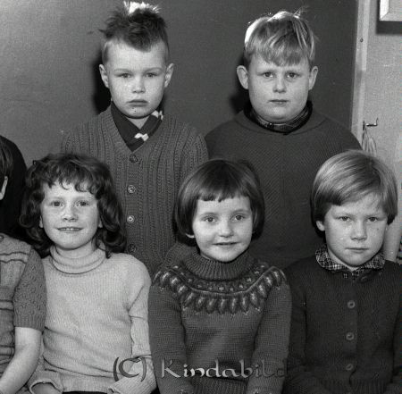 Horn Skola Klass 1
raja 
Horn Skola   
Grupporträtt skolfoto Klass 1

Nyckelord: Horn Skola