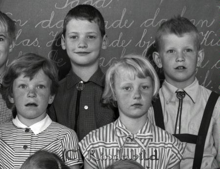 Fröken Levin
raja 
Fröken Levin
Grupporträtt skolfoto

Nyckelord: Fröken Levin