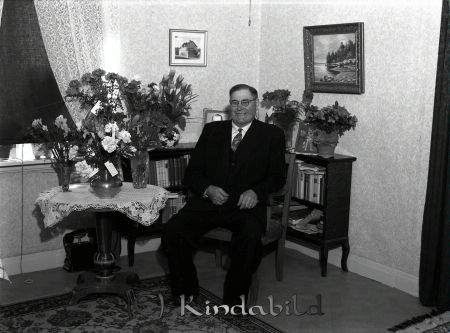 Herr Eriksson Paris Kisa
raja 
Herr Eriksson Kisa
Porträtt-Man

Nyckelord: Eriksson Kisa