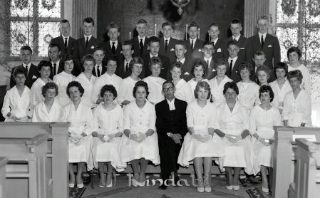 Folkskolans Konfirmander Kisa
raja 
Folkskolans Konfirmander Kisa
Grupporträtt konfirmationsfoto

Nyckelord: Konfirmander Kisa