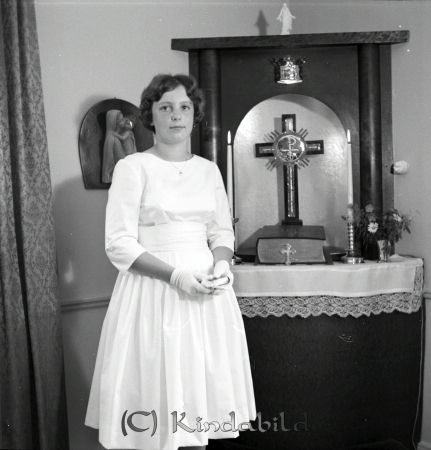 Lena Wangsson Örebro
raja 
Lena Wangsson Örebro
Porträtt-Kvinna konfirmationsfoto

Nyckelord: Wangsson Örebro