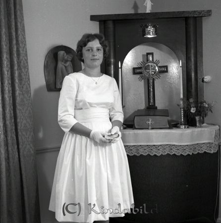 Lena Wangsson Örebro
raja 
Lena Wangsson Örebro
Porträtt-Kvinna konfirmationsfoto

Nyckelord: Wangsson Örebro