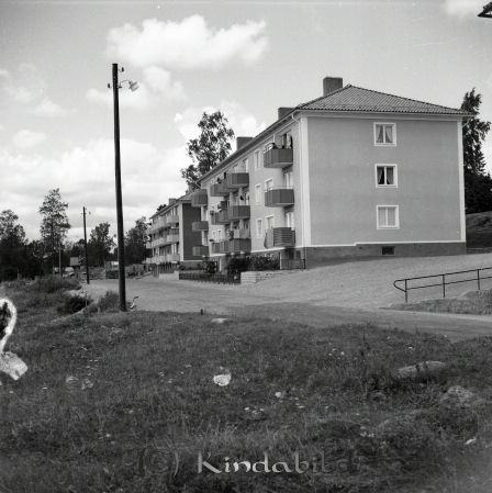 Kisa-Vyer Bilder till Falks 65 årsdag
raja 
Bilder till Falks 65 årsdag
Bebyggelse Drottninggatan Kisahus  

Nyckelord: Kisa-Vyer