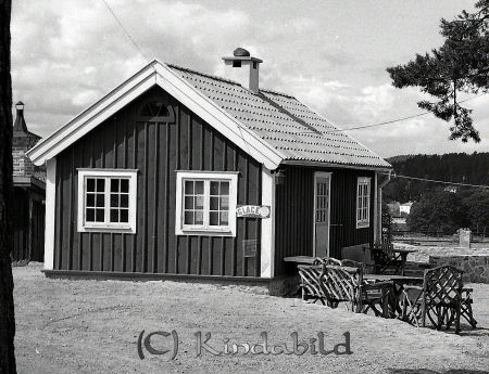 Kisa-Vyer Bilder till Falks 65 årsdag
raja 
Bilder till Falks 65 årsdag
Bebyggelse Kaffestugan Hembygdsgården 

Nyckelord: Kisa-Vyer