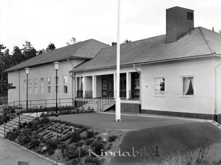 Bertil Nilsson Folkets Hus Kisa
raja 
Bertil Nilsson Kisa
Bebyggelse Folkets Hus

Nyckelord: Nilsson Kisa
