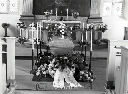 Jordfästning Kista Kisa Kyrka
raja 
Jordfästning Kisa Kyrka
Föremål Kista

Nyckelord: Kisa Kyrka