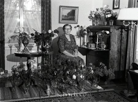 Fru Eriksson Millingetorp
raja 
Eriksson Millingetorp
Porträtt-Kvinna 50 årsfirande


Nyckelord: Eriksson Millingetorp