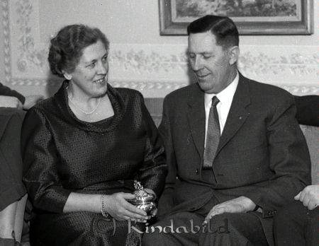 Fru Dala Gustavsson Hälltorp Kisa
raja 
Fru Dala Gustavsson  
Grupporträtt 50 årsfirande

Nyckelord: Gustavsson Kisa