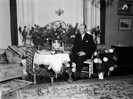 Gustav Markusson Verveln Kisa
raja 
Gustav Markusson  
Porträtt-Man 50 årsfirande


Nyckelord: Markusson Verveln