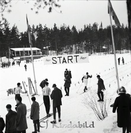 G.M. på skidor Kisa
Nyckelord: GM på skidor Kisa