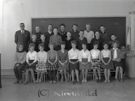 Klass 7 B Kisa Skola Modin
raja 
Klass 7 B Kisa Skola 
Grupporträtt skolfoto

Nyckelord: Modin Kisa
