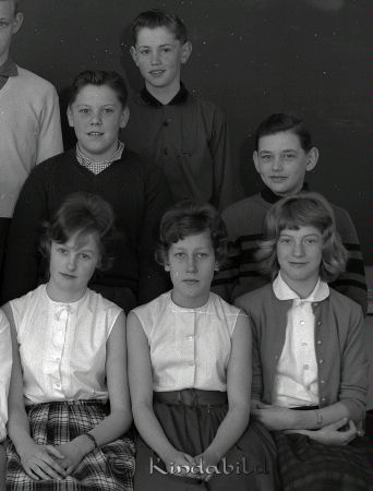 Klass 7 B Kisa Skola Modin
raja 
Klass 7 B Kisa Skola 
Grupporträtt skolfoto

raja
mitten Anita Karlsson född Adolfsson 
Källa: Sven

Nyckelord: Modin Kisa
