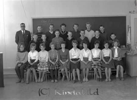 Klass 7 B Kisa Skola Modin
raja 
Klass 7 B Kisa Skola 
Grupporträtt skolfoto

Nyckelord: Modin Kisa