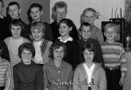 Klass 6 A Kisa Skola Fröken Texhamn
raja 
Klass 6 A Kisa Skola  
Grupporträtt skolfoto

Nyckelord: Texhamn Kisa