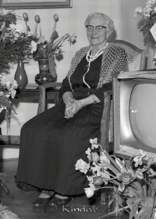 Fru Matilda Sandström Övralid Kisa
raja 
Matilda Sandström Övralid  
Porträtt-Kvina 80 årsfirande

raja
Matilda Sandström 
Källa: Gerd Pettersson




Nyckelord: Sandström Kisa