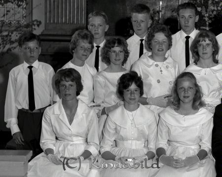 Konfirmation Kisa Kyrka
raja 
Konfirmation Kisa  
Grupporträtt Konfirmationsfoto


Nyckelord: Konfirmation Kisa