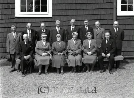 1910 års Konfirmander Jubileum i Tidersrum
raja 
Konfirmander Tidersrum
Grupporträtt Konfirmationsfoto


Nyckelord: Konfirmander Tidersrum
