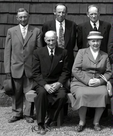 1910 års Konfirmander Jubileum i Tidersrum
Nyckelord: 1910 års Konfirmander Jubileum i Tidersrum
