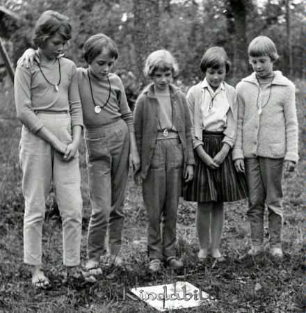 Pingstvänner Läger Barn 7-10 år Rimforsa
raja 
Pingstvänner Läger Barn 7-10 år  
Grupporträtt Barn  

Nyckelord: Pingstvänner Rimforsa