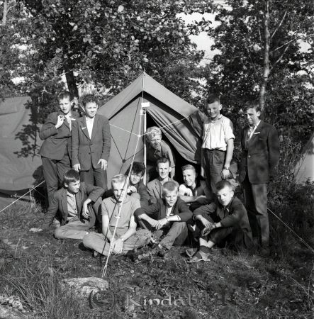 Rimforsa Läger 2 Elim Barn 13-16 år Rimforsa
raja 
Rimforsa Läger 2  
Grupporträtt Barn 

Nyckelord: Rimforsa Elim